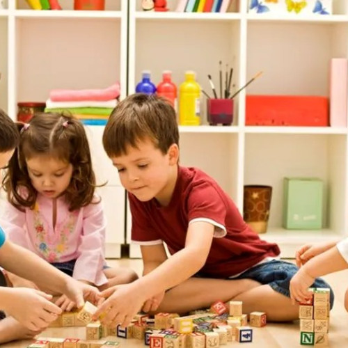 Începe prima etapă de înscriere la creșă și grădiniță