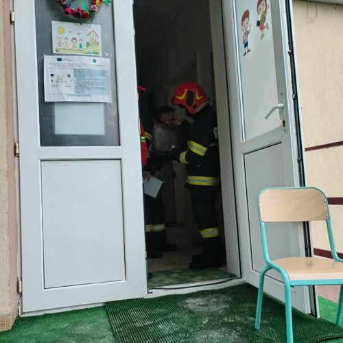 Panică la o grădiniță din Botoșani din cauza unui incendiu