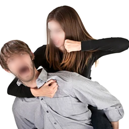 Femeie agresată verbal, reacție surprinzătoare în fața atacatorului