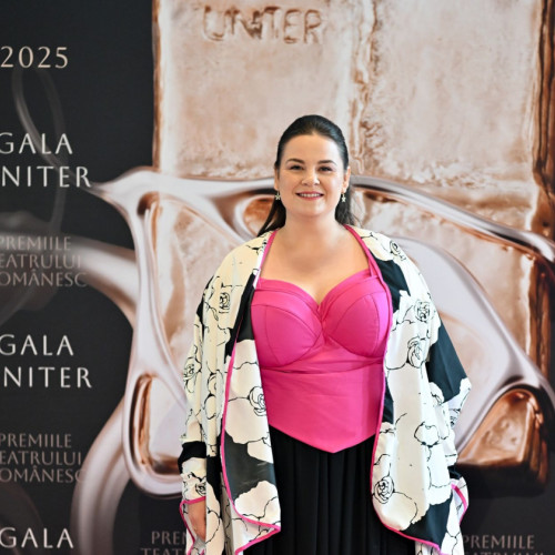 Premiul UNITER pentru cea mai bună actriță în rol principal acordat Oanei Mogos