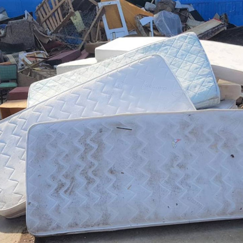 Colectare de deșeuri voluminoase în comuna Cornatelu