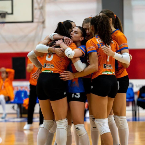 Jucătoare din echipa CSM Târgoviște, în echipa ideală a etapei a 14-a!