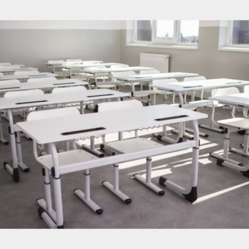 Consiliul Județean Bihor finalizează licitația pentru achiziția de mobilier școlar