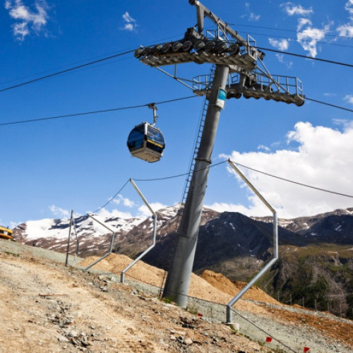 O alunecare de teren devastatoare în Alpii elvețieni: satul Blatten sub dărâmături