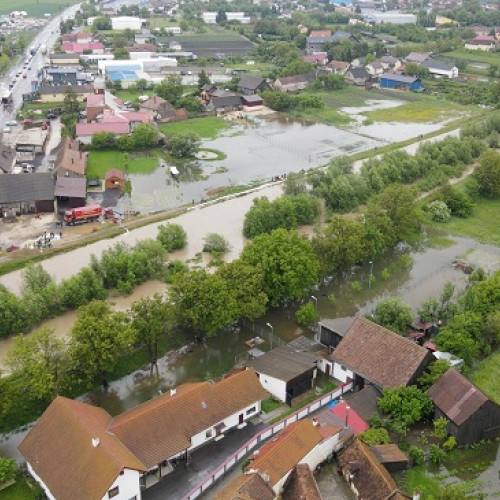 Inspectoratul pentru Situații de Urgență din Brașov continuă intervențiile