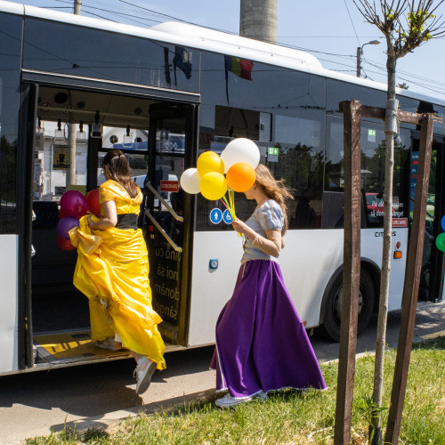Autobuzul cu povești revine la Botoșani