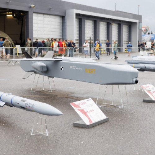 Germania va oferi Ucrainei ajutor militar de 5 miliarde de euro