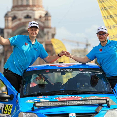 Doi studenți din Botoșani au obținut victorii la Raliul Maramureșului