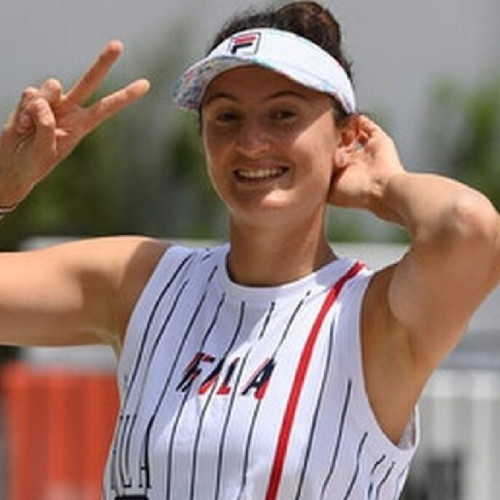 Irina Begu și Yanina Wickmayer avansează în turul doi la Roland Garros