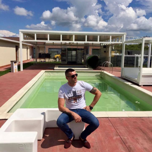 Un detinut a atacat fosta sotie dupa o permisie de 24 de ore in Gorj