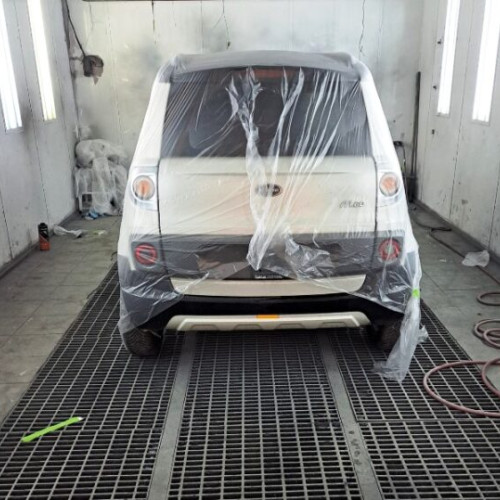 Vopsitorie auto din Vrancea amendată cu 30.000 lei pentru lipsa autorizației de mediu