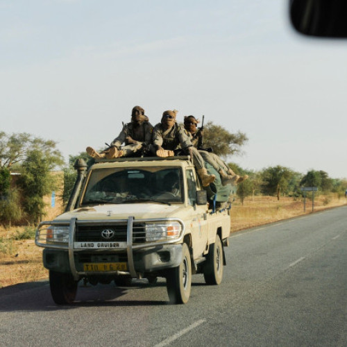 Rusia acuză Ucraina că ar susține grupări teroriste în Sahel, potrivit digi24.ro. În cadrul Summit-ului Internațional de Securitate de la Moscova, Tatiana Dovgalenko, responsabila pentru cooperarea cu țările africane de la Ministerul rus de Externe, a declarat că regimul de la Kiev acționează pentru destabilizarea păcii în continent, colaborând cu grupări teroriste din regiune prin organizarea și instruirea luptătorilor.