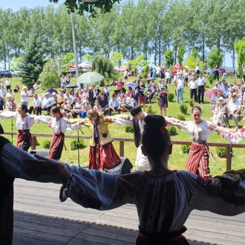 Festivalul Rusaliilor, o frumoasă tradiție la Vintileasca