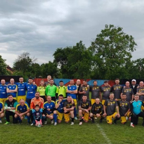 Echipa de old-boys Sport Team Baia Mare a disputat un meci amical de gală împotriva F.C. Prietenia Baia Mare, marți, 27 mai 2025, pe terenul din Tăuții Măgherăuș. Confruntarea, care a coincis cu aniversarea a 30 de ani de la înființarea echipei F.C. Prietenia, a fost una spectaculoasă, cu multe faze de poartă și răsturnări de scor. Potrivit site-ului emaramures.ro, partida s-a încheiat cu scorul de 5-4 în favoarea gazdelor.