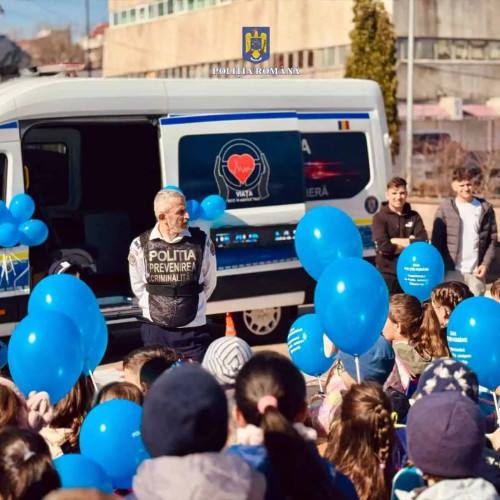 Poliția Județeană Dâmbovița organizează Ziua porților deschise pentru copii