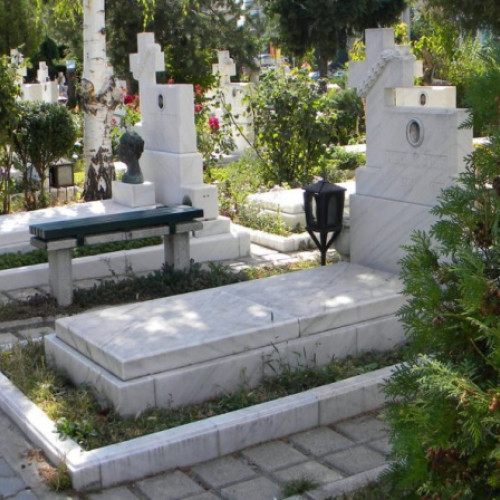 Creștere cu 30% a numărului de înmormântări în Galați