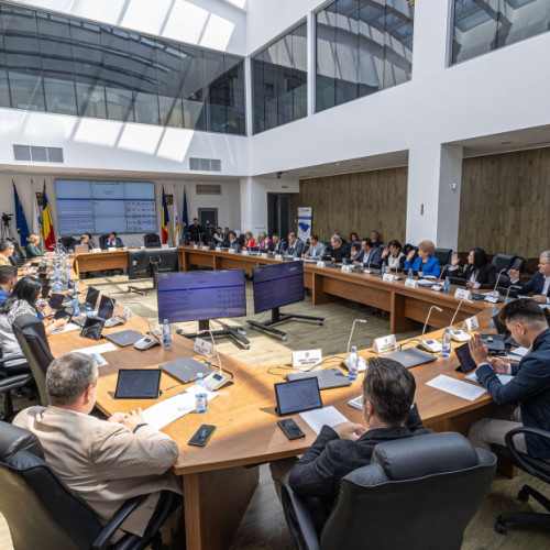 Finanțarea programelor sportive pentru copii și juniori din Galați, propuse de cluburile locale, va fi supusă aprobării Consiliului Local în ședința din 28 mai 2025. Potrivit informațiilor citate de site-ul viata-libera.ro, cea mai mare sumă, de 300.000 de lei, ar putea fi alocată Asociației Clubul Sportiv Suporter Club Otelul Galați pentru proiectul "Fotbal de Elită pentru Galați".