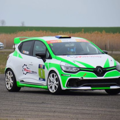 Echipa ACS Rosenau Racing se pregătește cu entuziasm pentru a doua etapă din Campionatul de Anduranță RES, care va avea loc în perioada 31 mai - 1 iunie la Târgu Mureș. Potrivit site-ului newsbv.ro, această etapă reprezintă o oportunitate importantă pentru echipă de a-și demonstra îmbunătățirile și constantă din prima parte a sezonului.