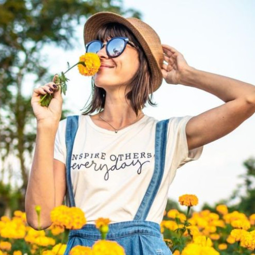 Vremea se încălzește treptat în România, conform prognozei publicate vineri de Administrația Națională de Meteorologie (ANM). Potrivit sursei citează newsbv.ro, temperaturile vor fi mai ridicate decât cele obișnuite pentru această perioadă, cu o abatere termică pozitivă mai accentuată în regiunile sud-vestice.