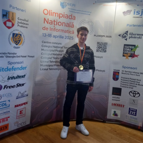Un elev din Galați va reprezenta România la competițiile internaționale de informatică din 2025