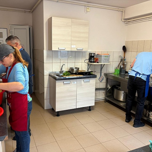 Polițiștii din Satu Mare au sărbătorit 20 de ani de la înființarea Direcției Generale Anticorupție printr-o acțiune umanitară