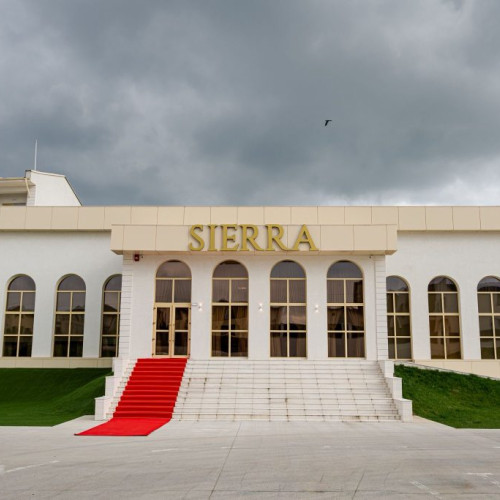 Hotel Sierra din Pitesti oferă experiență de cazare elegantă și confortabilă