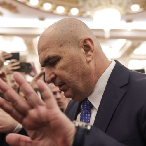 Senatul a finalizat reducerea personalului, anunță Ilie Bolojan