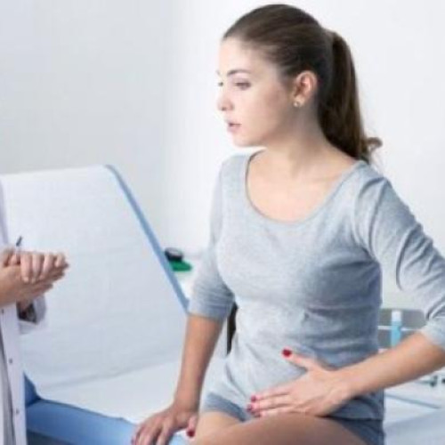 Spitalul Clinic Județean de Urgență Cluj, ultimul din lista spitalelor publice din regiune care oferă histerosalpingografie (HSG) cu decontare CAS, este singurul centru hospitalicesc din zonă unde această procedură este gratuită pentru pacientele asigurate, potrivit informațiilor citate de stiridecluj.ro. Pentru femeile neasigurate, procedura poate fi realizată contra cost, la un preț accesibil.