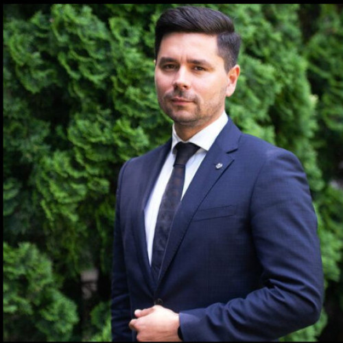 Decizia CCR privind declarațiile de avere și publicitatea acestora poate avea consecințe negative asupra eforturilor României de a lupta împotriva corupției, avertizează oficialii ANI. Potrivit digi24.ro, aceștia susțin că restricțiile impuse limitează transparența și diminuează standardele de declarare a averilor.