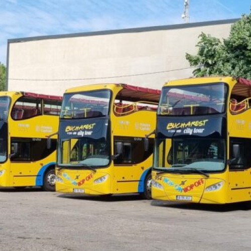 Autobuzele turistice double-decker de la STB pot fi închiriate pentru diferite activități, precum evenimente speciale, filmări, excursii cu grupuri școlare sau prezentări de modă, potrivit site-ului newsbucuresti.ro. Aceste autobuze oferă o modalitate confortabilă și inedită de a descoperi Bucureștiul, o destinație tot mai apreciată în topurile turistice europene.