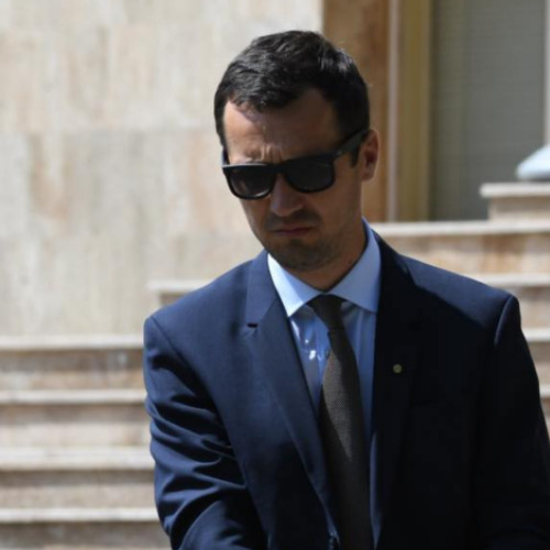 Lucian Nas, fondatorul lantului de magazine Bacanalia și fost director general al companiei de lactate Bonas, și-a exprimat furia față de sistemul fiscal și birocratic din România. Potrivit stiridecluj.ro, antreprenorul clujean a publicat un mesaj în care critică în mod dur inechitățile și absurditățile cu care se confruntă micile firme.