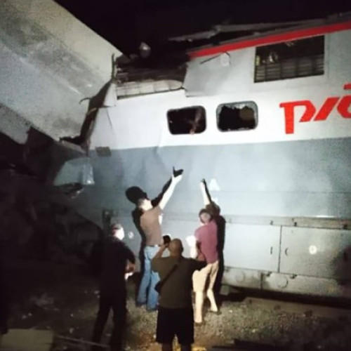 Cel puțin șapte persoane au murit după prăbușirea unui pod și deraierea unui tren în regiunea Briansk din vestul Rusiei, apropiată de Ucraina și Belarus, anunță autoritățile ruse, potrivit site-ului digi24.ro.