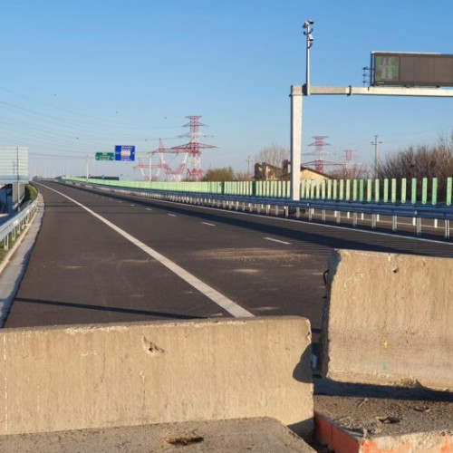 Începe testarea iluminatului public pe un lot din autostrada Bucureștiului A0