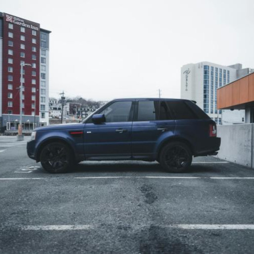 Parcarea de pe strada Grigore Alexandrescu, un „sport extrem” pentru locatari