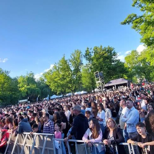 Zile pline de evenimente în Dambovița, cu soarele care pare să fie de partea localnicilor