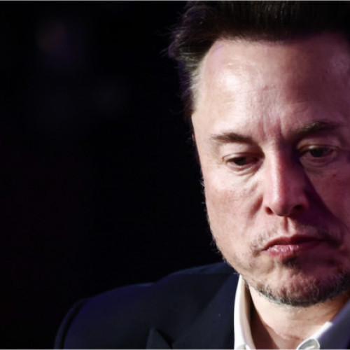 Elon Musk și-a încheiat oficial mandatul în administrația Trump, potrivit unui articol publicat de Digi24.ro, citând surse din media internațională. Miliardarul, cunoscut pentru interesul său în astrofizică, pare însă să nu înțeleagă pe deplin complexitatea legilor gravitatiei politice, notează Freddy Gray pentru The Spectator.