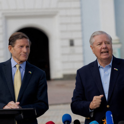 Putin pregătește o nouă ofensivă în Ucraina, avertizează senatorii americani