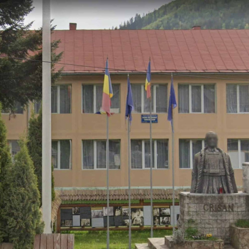 Liceul Tehnologic "Tara Motilor" din Albac va beneficia de echipamente digitale moderne