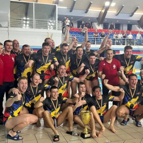 CSM CSU Oradea a învins Steaua București și a încheiat hegemonia echipei bucureștene în polo românesc, cucerind al zecelea titlu național după o pauză de zece ani. Potrivit crisana.ro, echipa orădeană a câștigat meciul decisiv al finalei Ligii Naționale la loviturile de departajare cu scorul de 12-9.