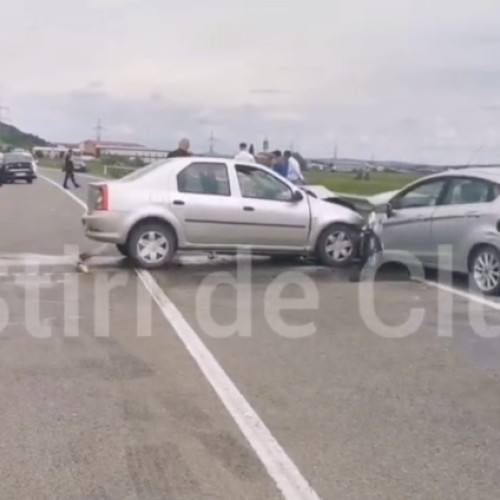 Accident rutier în Cluj cu trei persoane rănite
