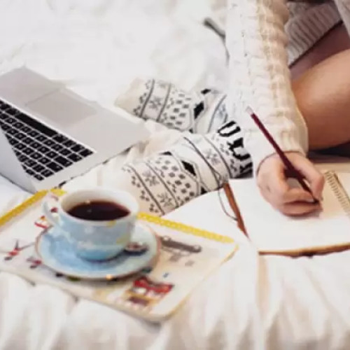 Universitățile din Iași încing sesiunea de vară, dar specialiștii recomandă o abordare sănătoasă pentru studenți