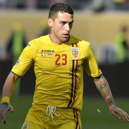 Nicolae Stanciu devine noul jucător al echipei Genoa, anunță clubul patronat de Dan Sucu, potrivit site-ului oficial al grupării. Clubul italian anunță că, începând cu data de 1 iulie, fotbalistul român va îmbrăca tricoul ros-albastru.