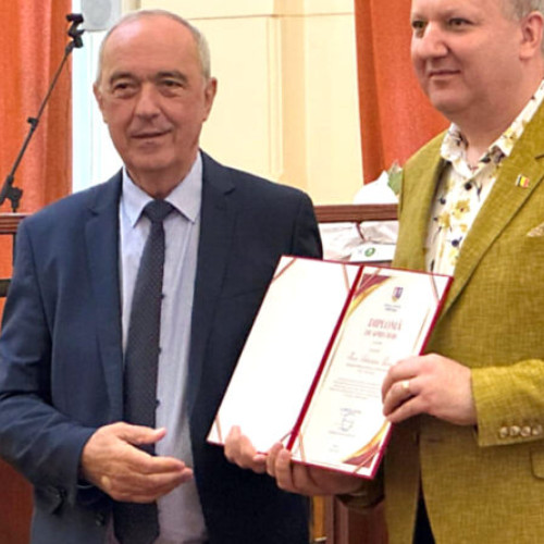 Biblioteca Județeană Hunedoara primește premiu pentru activitatea culturală