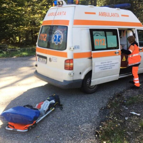 Doi pietoni au fost răniți în două accidente rutiere din Vrancea, intervenție de urgență a Serviciului de Ambulantă Judetean Vrancea