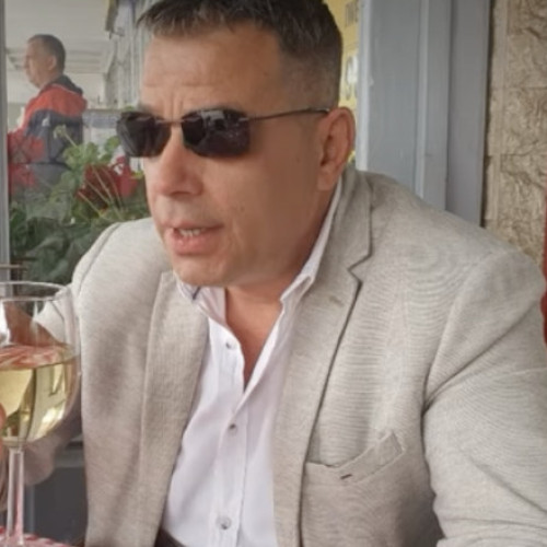 Barbatul care a împușcat-o mortal pe fosta sa iubită, gravidă, într-un cartier rezidențial din apropierea Capitalei, avea antecedente penale și un ordin de protecție emis în 2021