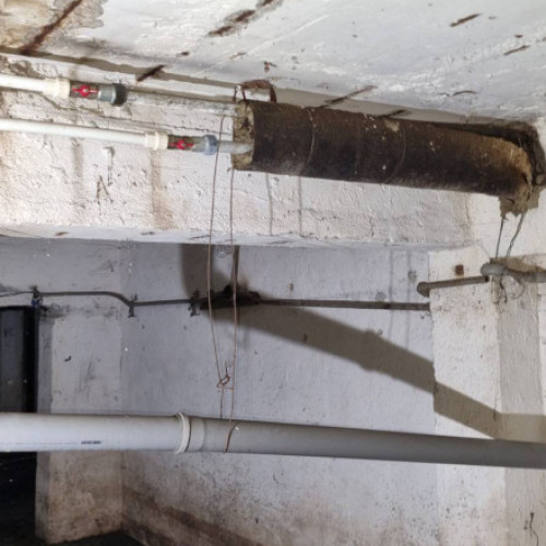 Primarul din Pitesti anunță semnarea a trei contracte pentru reabilitarea adaposturilor civile