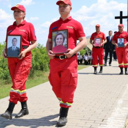 Ceremonie de comemorare a eroilor SMURD din 2 iunie, aniversarea a 9 ani de la accidentul aviatic din Republica Moldova