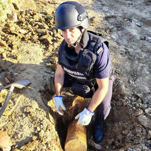 Două proiectile explozive descoperite în Fitionesti în urmă cu câteva ore