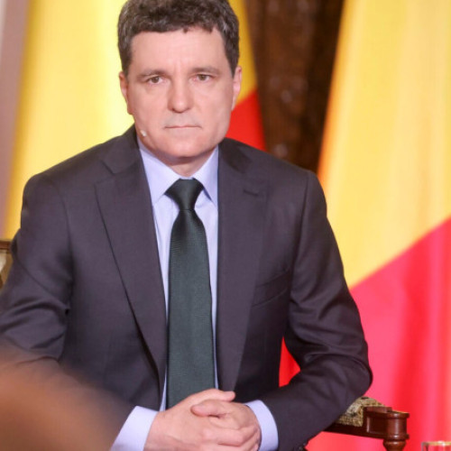 Nicusor Dan a declarat că propunerea de a crește cheltuielile pentru apărare la 5% din PIB este susținută de România, considerând că acest lucru este în interesul țării și al Europei, pentru a produce și a cheltui echipamente militare în mod uniform. Potrivit acestuia, până în 2032, România planifică să aloce 3,5% din PIB pentru cheltuieli militare efective și 1,5% pentru cheltuieli conexe.