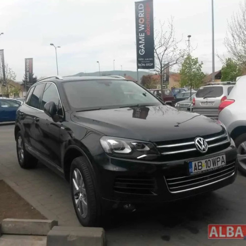 Instituțiile statului ar putea fi obligate să monteze sisteme GPS pe toate mașinile de serviciu, dacă Parlamentul va aproba un proiect de lege depus de deputatul USR Brian Cristian. Potrivit site-ului alba24.ro, această măsură este considerată o soluție pentru a reduce cheltuielile și pentru a crește transparența în utilizarea mașinilor de serviciu ale autorităților.